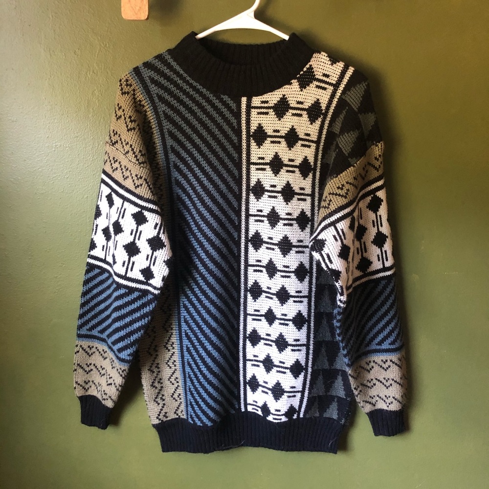 Vintage 80’s / 90’s patterned sweater
